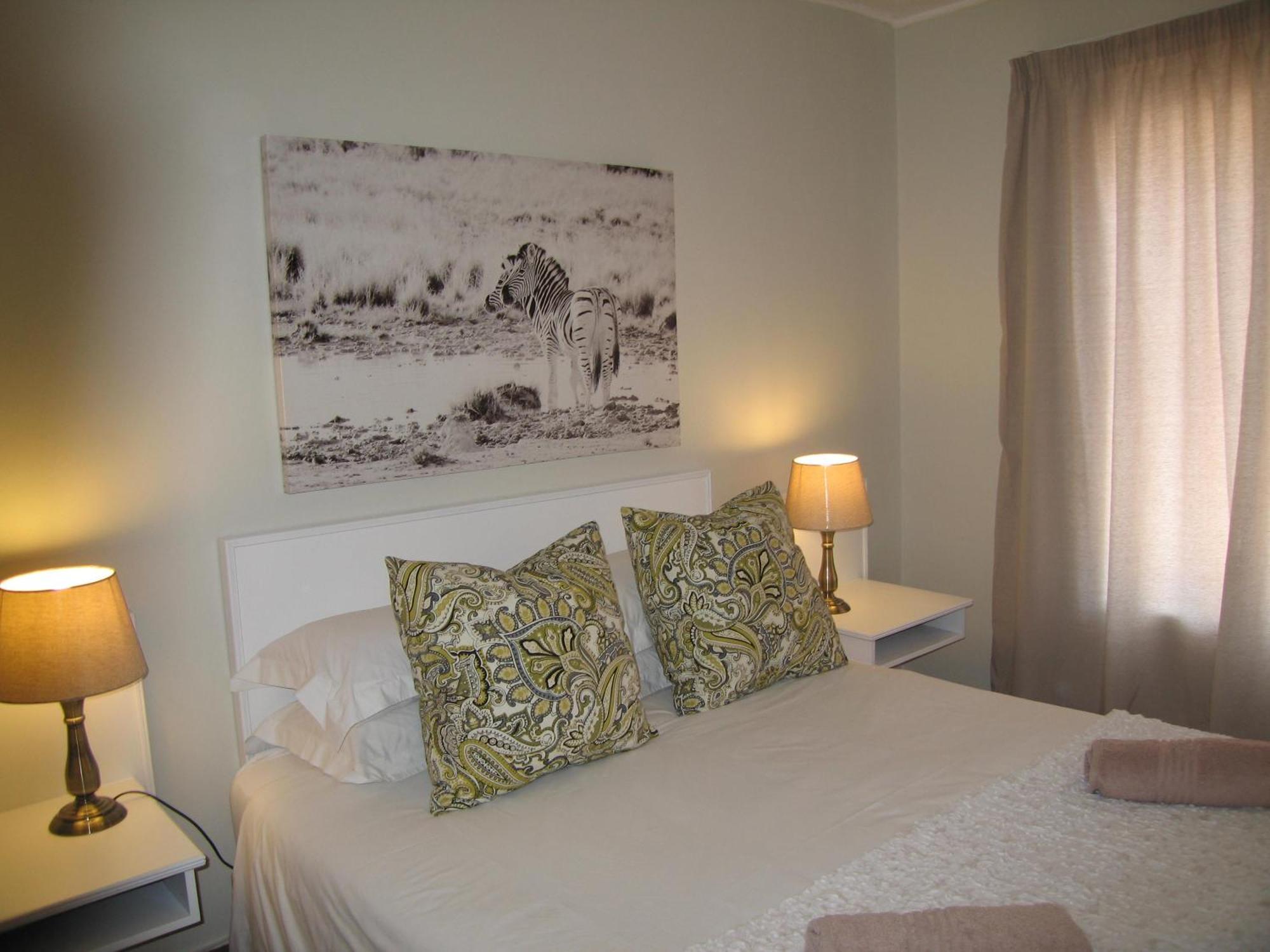 Wagon Wheel Country Lodge Бофорт-Уэст Номер фото