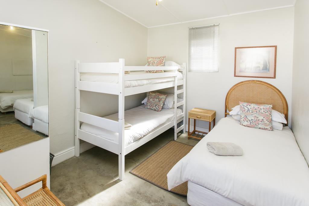 Wagon Wheel Country Lodge Бофорт-Уэст Экстерьер фото